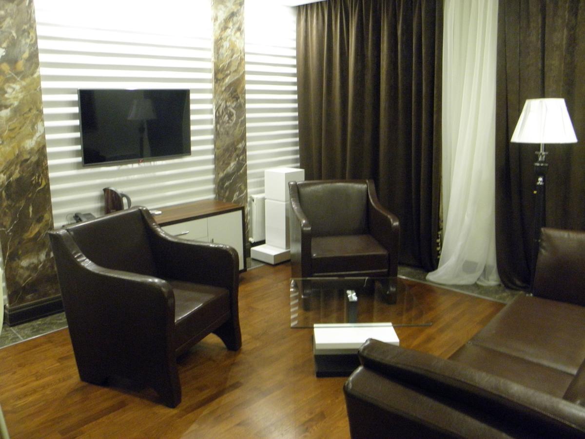 Krts Korona Hotel Sudilovichi Екстериор снимка