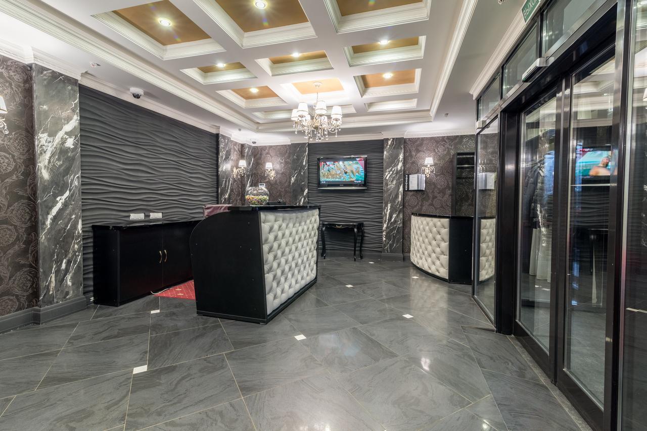 Krts Korona Hotel Sudilovichi Екстериор снимка